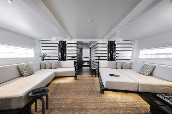 Atlantico_il-tender-di-27metri-Alia-Yachts-Yacht-Design-Interior-Living