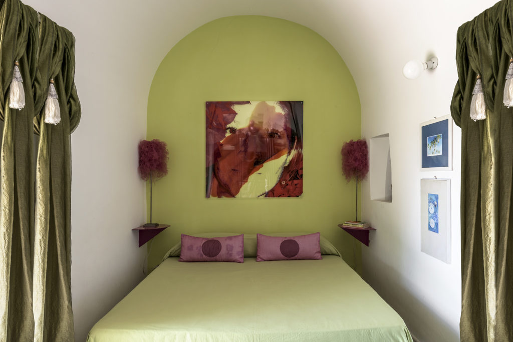 Home-Terracina-From-a-vault-to-another-Bedroom