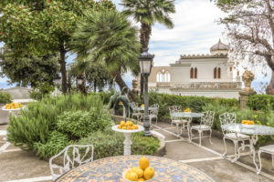 Hotel-Luxury-Villa-Excelsior-Parco-Capri-Outdoor