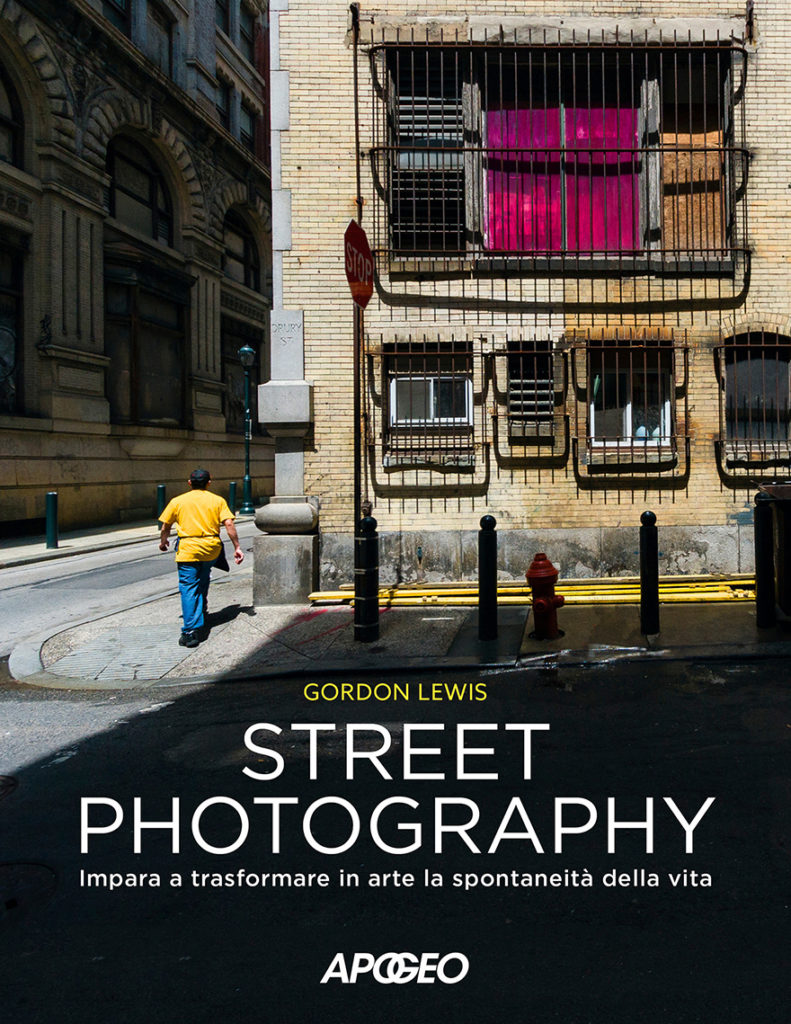 Apogeo-Street-Photography-Scaffale-Settembre