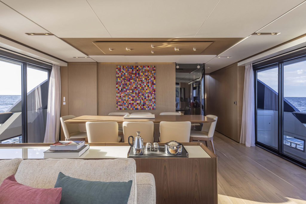 Ferretti-Yachts-1000-Interior-Dining-area