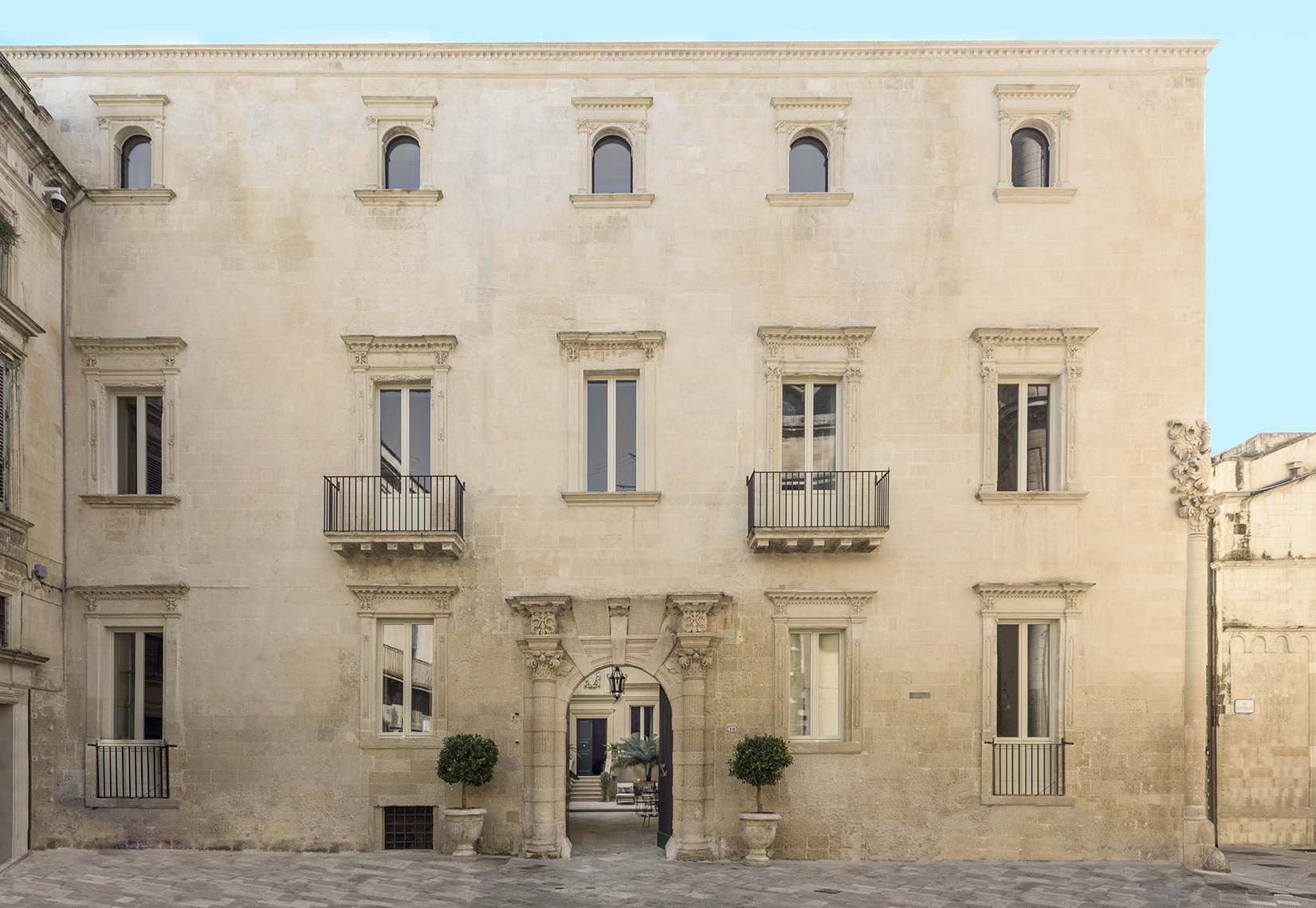 Hotel-relax-passato-presente-Palazzo-Maresgallo-Lecce