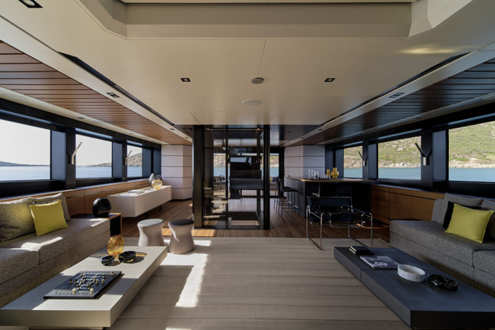 WHY200_Wally_Yacht-Interior-Living