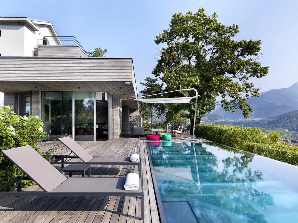 Enchanting-inside-outside-the-house-Far-Arreda-August-2022