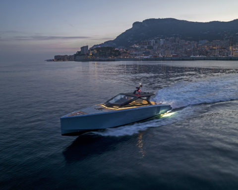 wallypower58-Exterior
