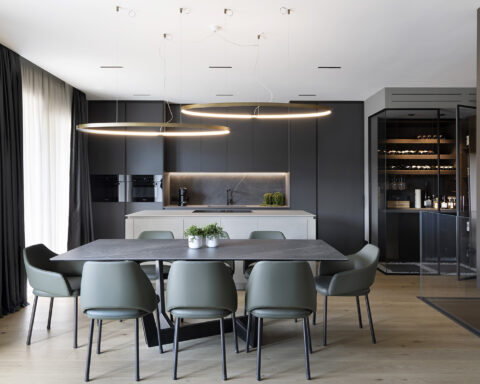 Contemporanea-con-stile-Varischi