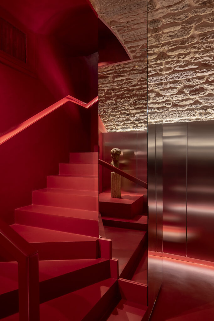 andrea-mascagni-la-vie-en-rouge