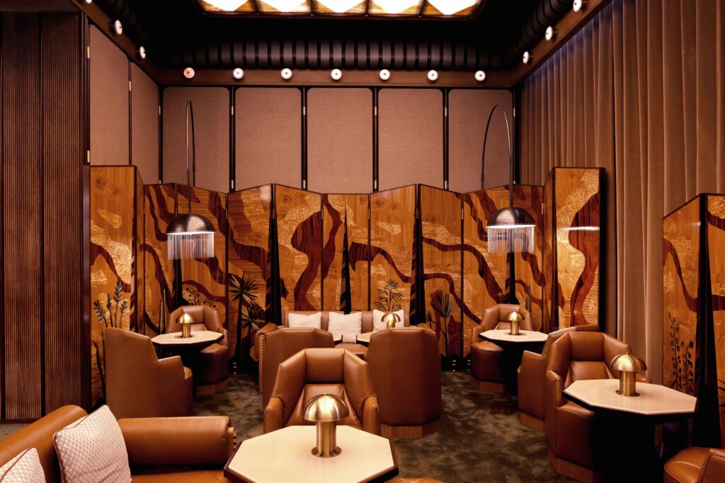 jean-paul-members-bar