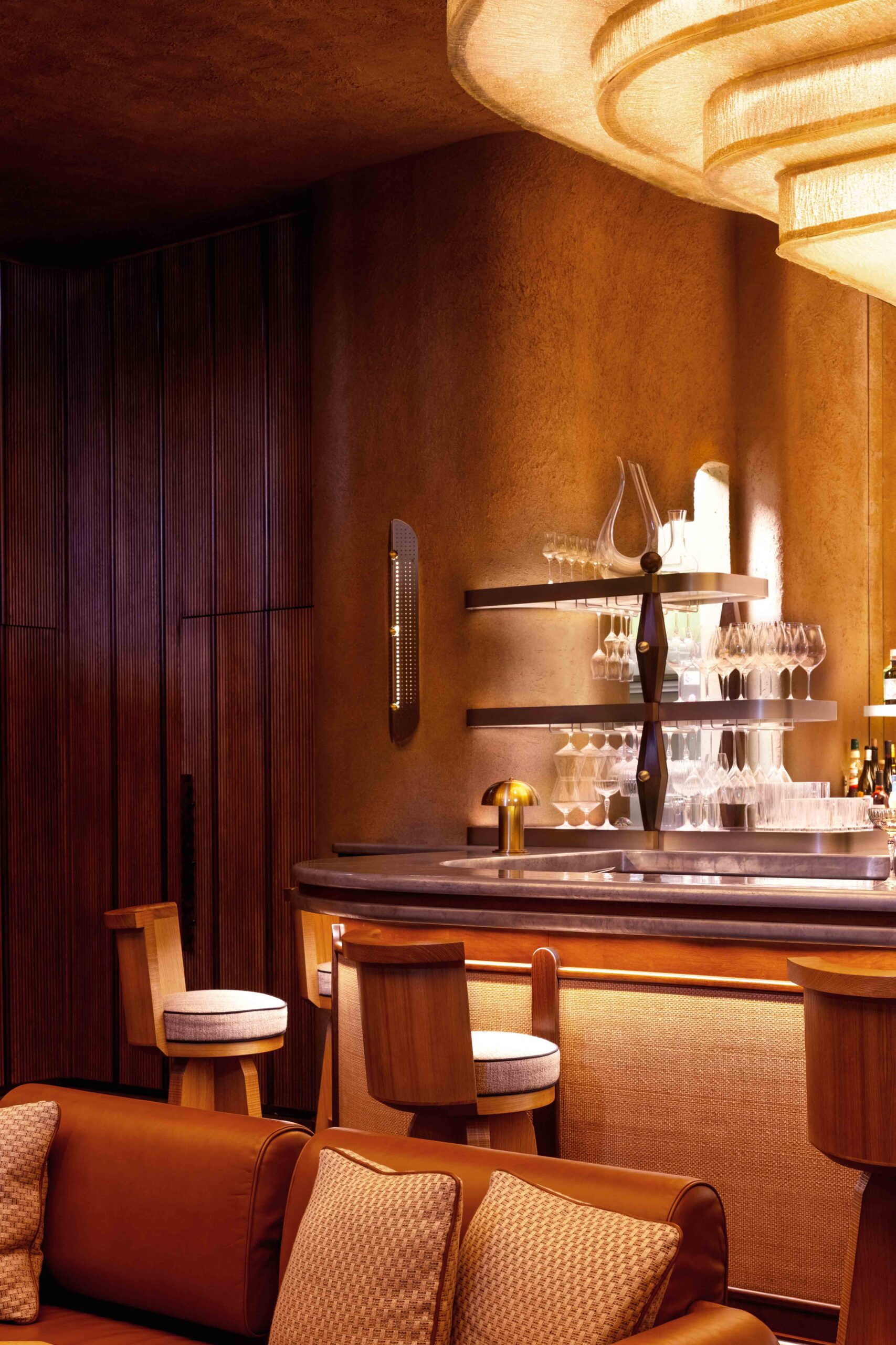 jean-paul-members-bar