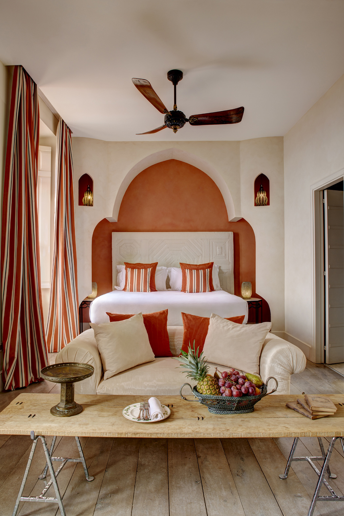 lusso-mediterraneo-hotel-042025