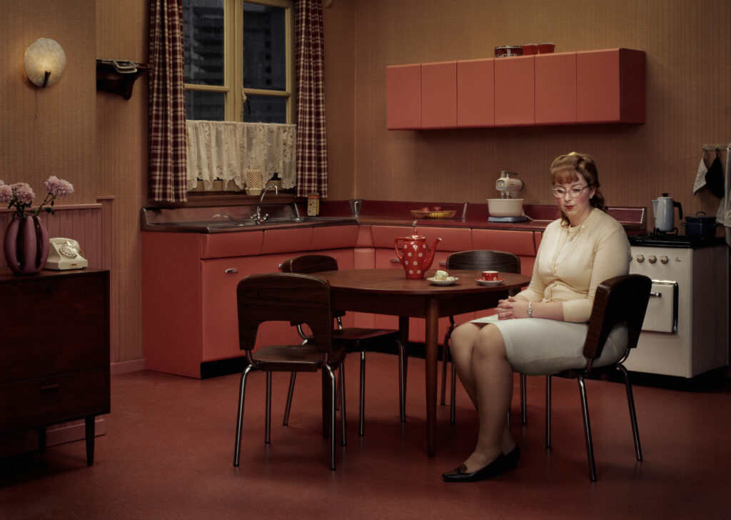 erwin-olaf-linquietudine-che-scolora