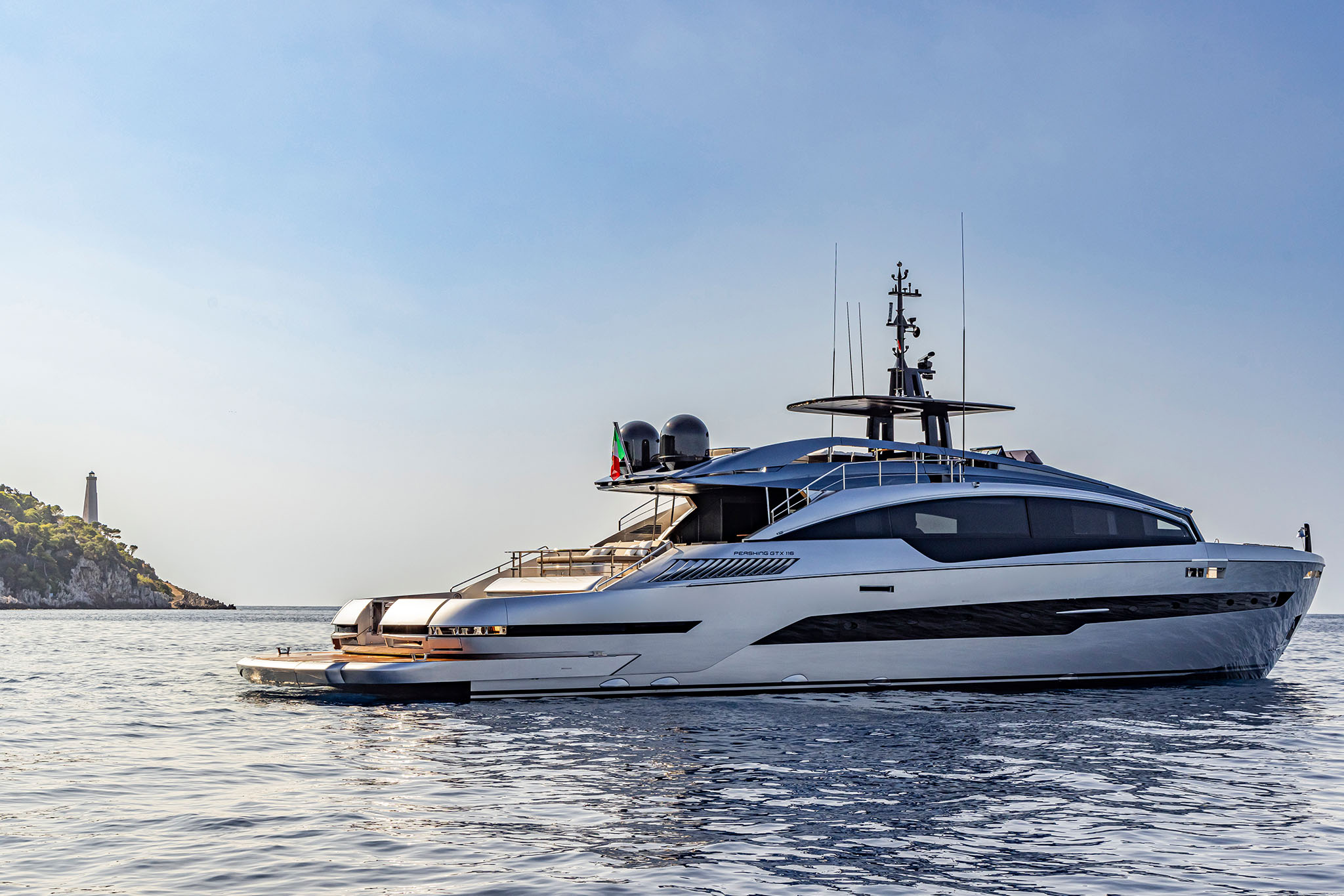 pershing-gtx116-una-nuova-dimensione-di-navigazione
