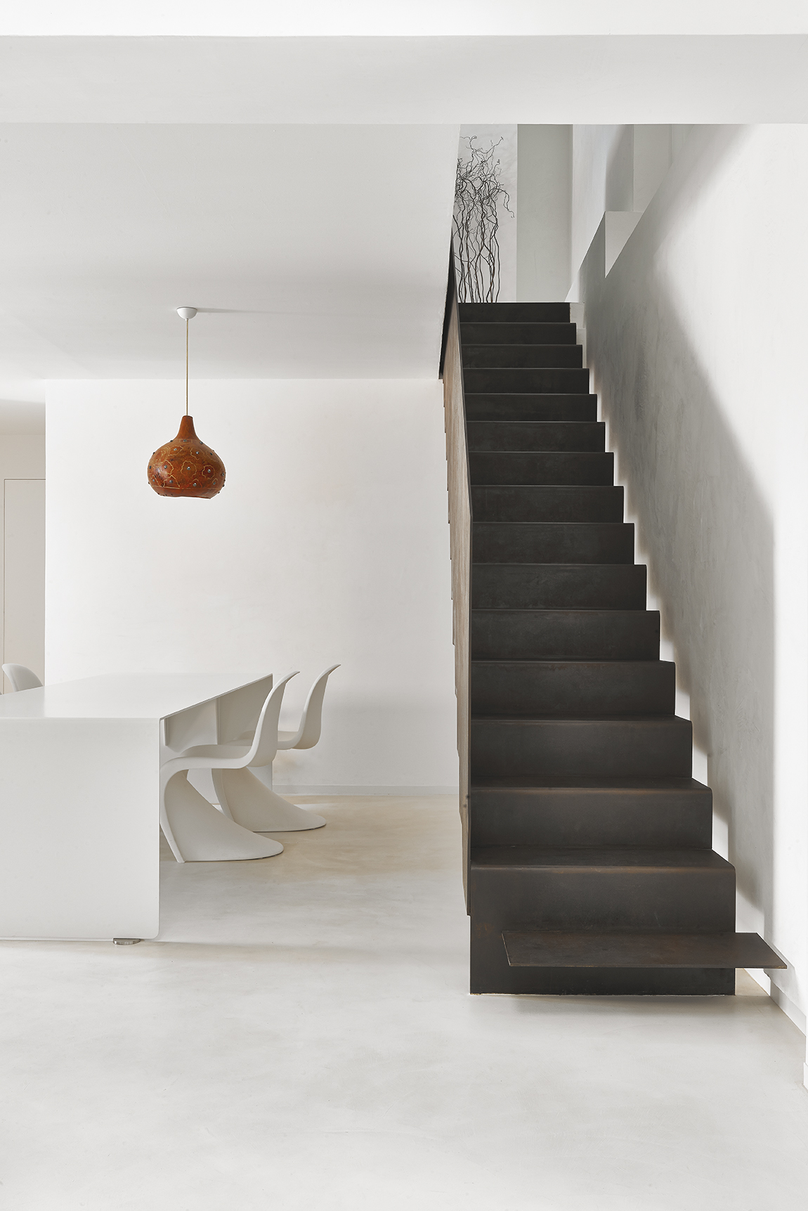 la-ruvida-carezza-del-cemento