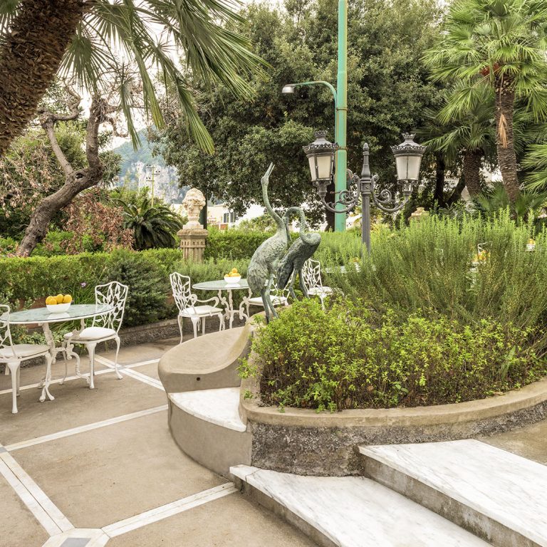 Hotel_Luxury_Villa_Excelsior_Parco-Capri-Esterno