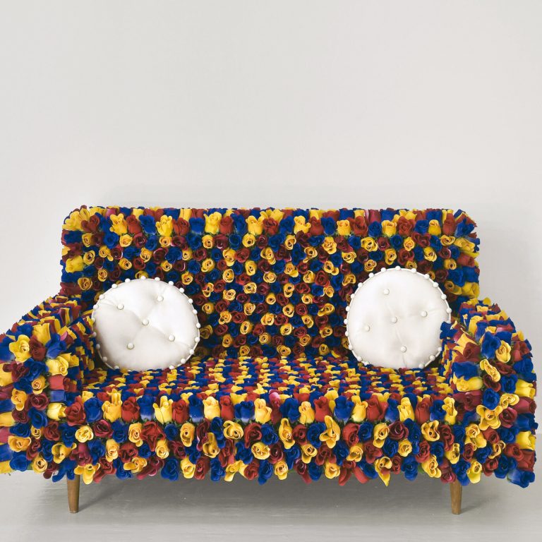 joana-vasconcelos-flowers-of-my-desire