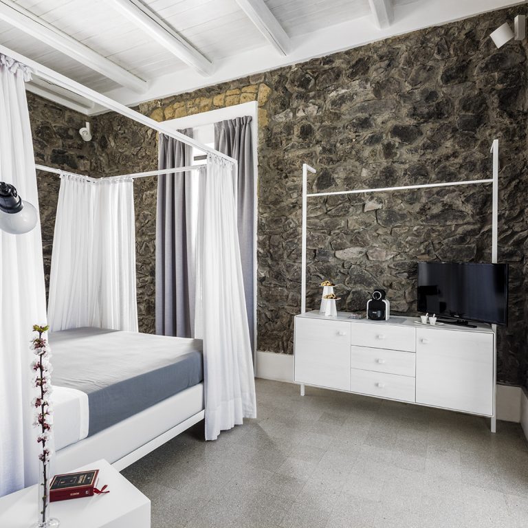 Una_masseria_alle_falde_del_Vesuvio-Hotel-Suite