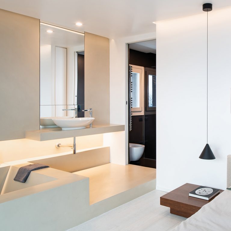 Brasshouse-Heart-and-lightness-Ceriani-home-Bathroom