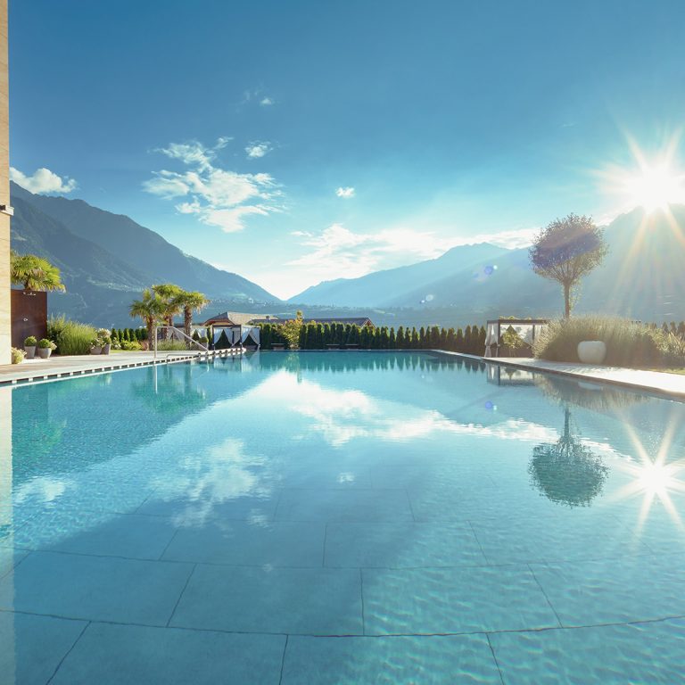 Relax-Maiena-Meran-Resort-Hotel