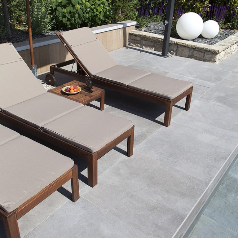 Porcelanosa-Endless-Balance-Pool